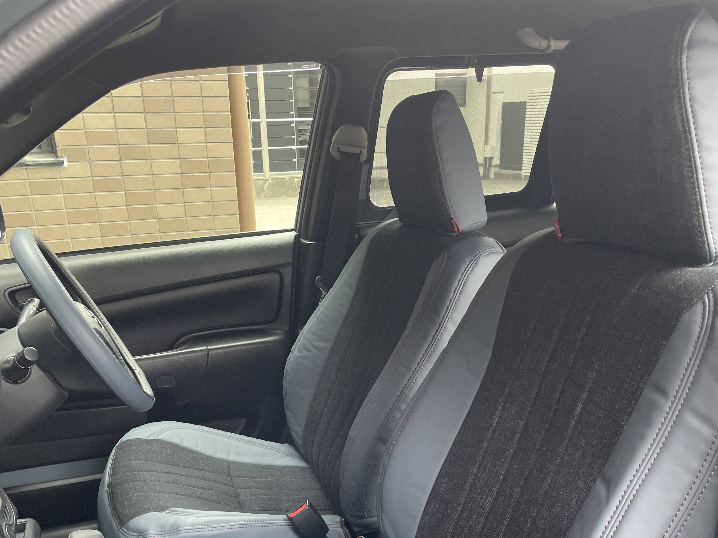 【装着写真】プロボックス Sandiiデニムサンド シートカバー [品番:T0090-03]