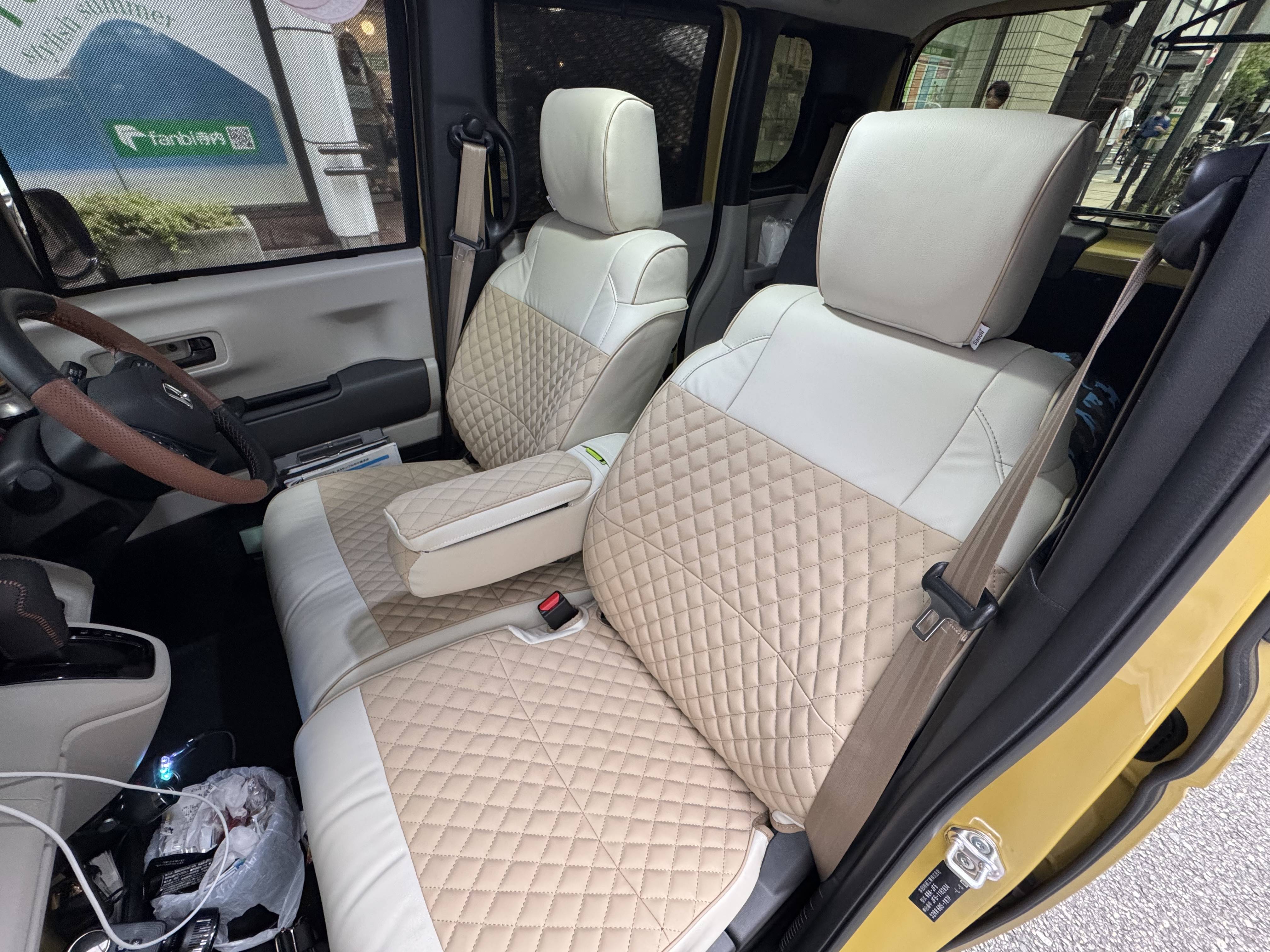 【装着写真】N-BOX Sandiiワッフル シートカバー [品番:H0056-14]