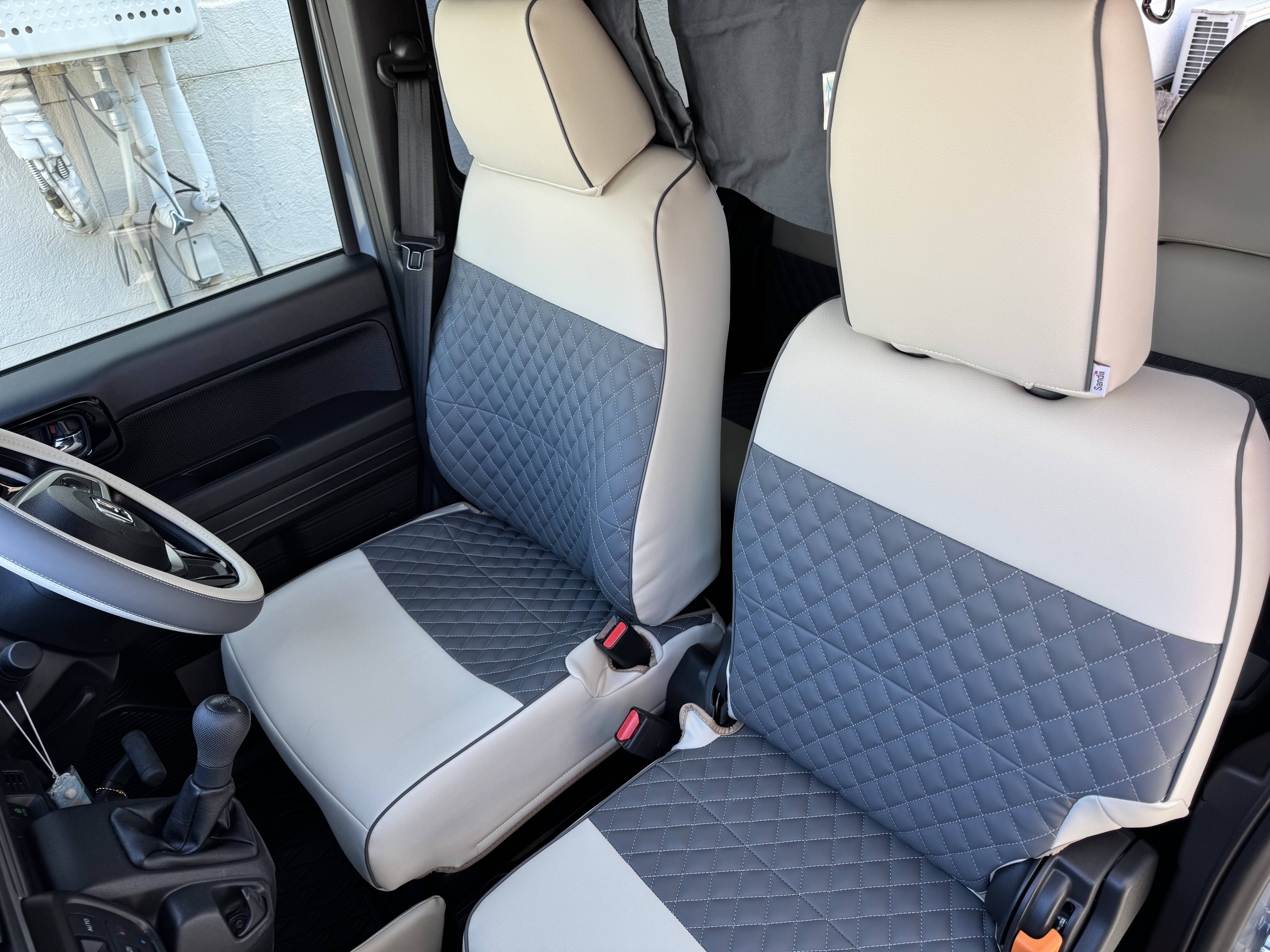 【装着写真】N-VAN Sandiiワッフル シートカバー [品番:H0520-03]