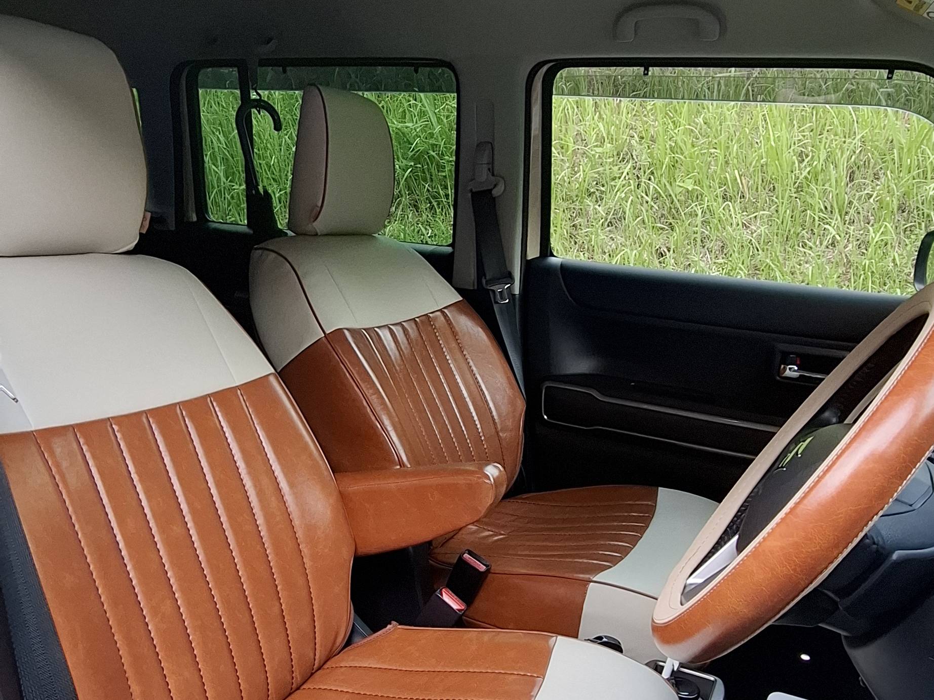 【装着写真】ハスラー Sandiiカヌレグラッセ シートカバー [品番:S0360-04]