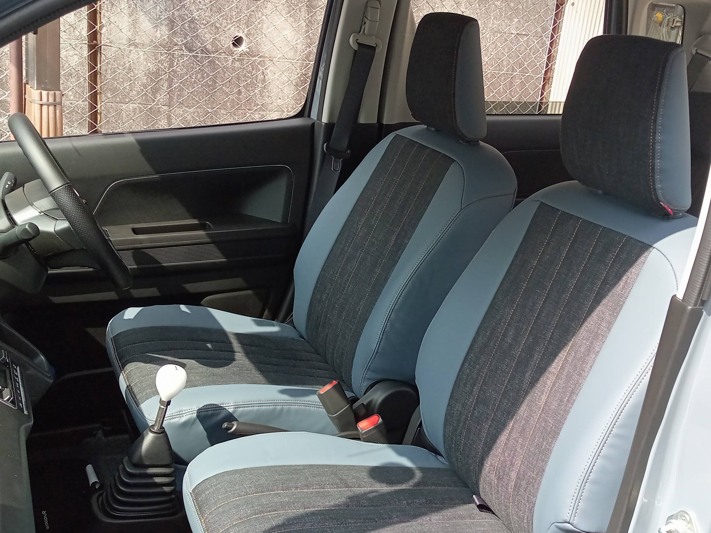 【装着写真】ワゴンＲ Sandiiデニムサンド シートカバー [品番:S0122-14]