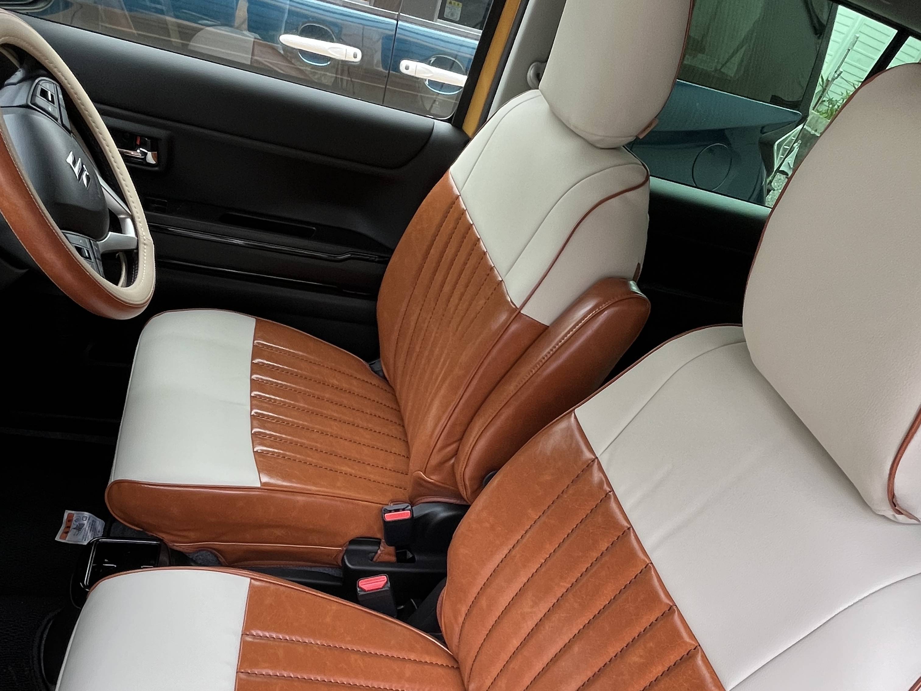 【装着写真】ハスラー Sandiiカヌレグラッセ シートカバー [品番:S0360-06]