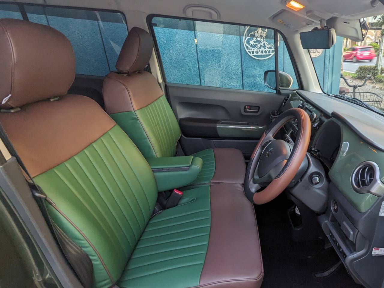 【装着写真】ハスラー Sandiiマカロン シートカバー [品番:S0360-02]