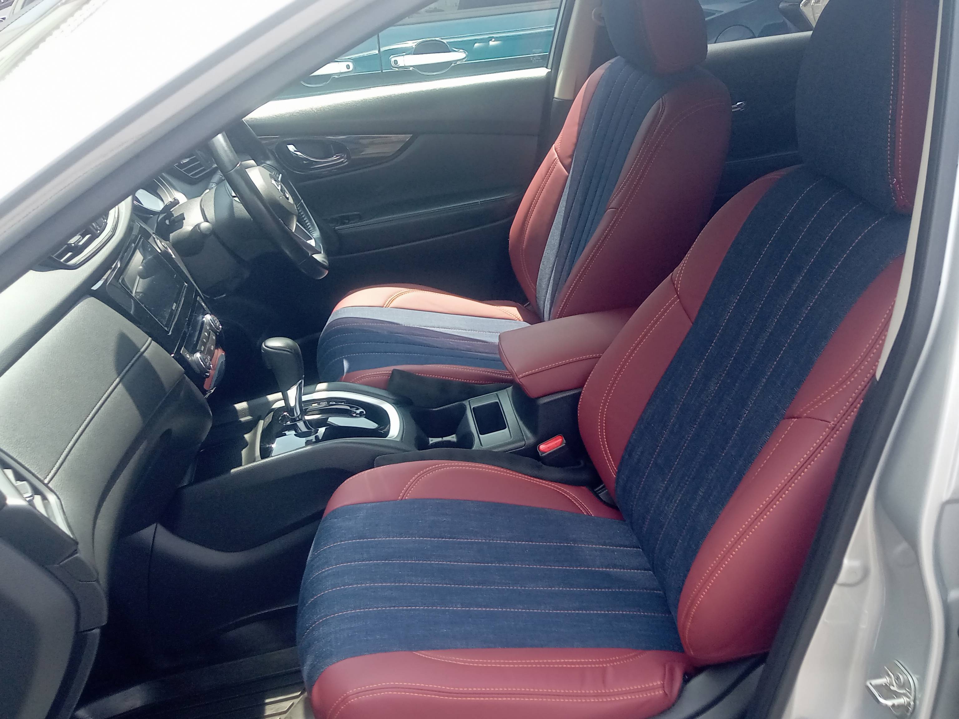 【装着写真】エクストレイル Sandiiデニムサンド シートカバー [品番:N0487-14]