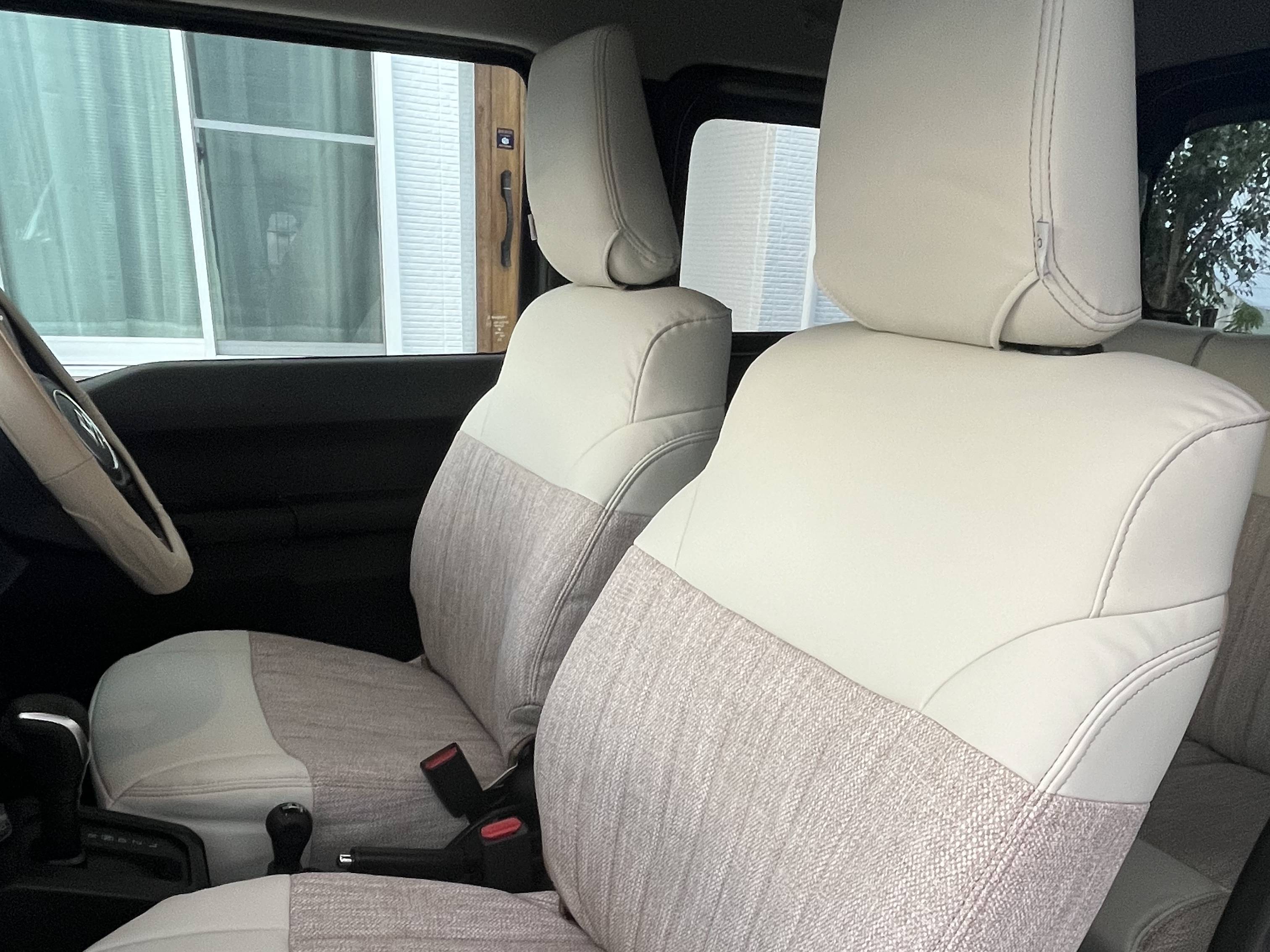 【装着写真】ジムニーSandiiビスキュイ シートカバー [品番:S0113-02]