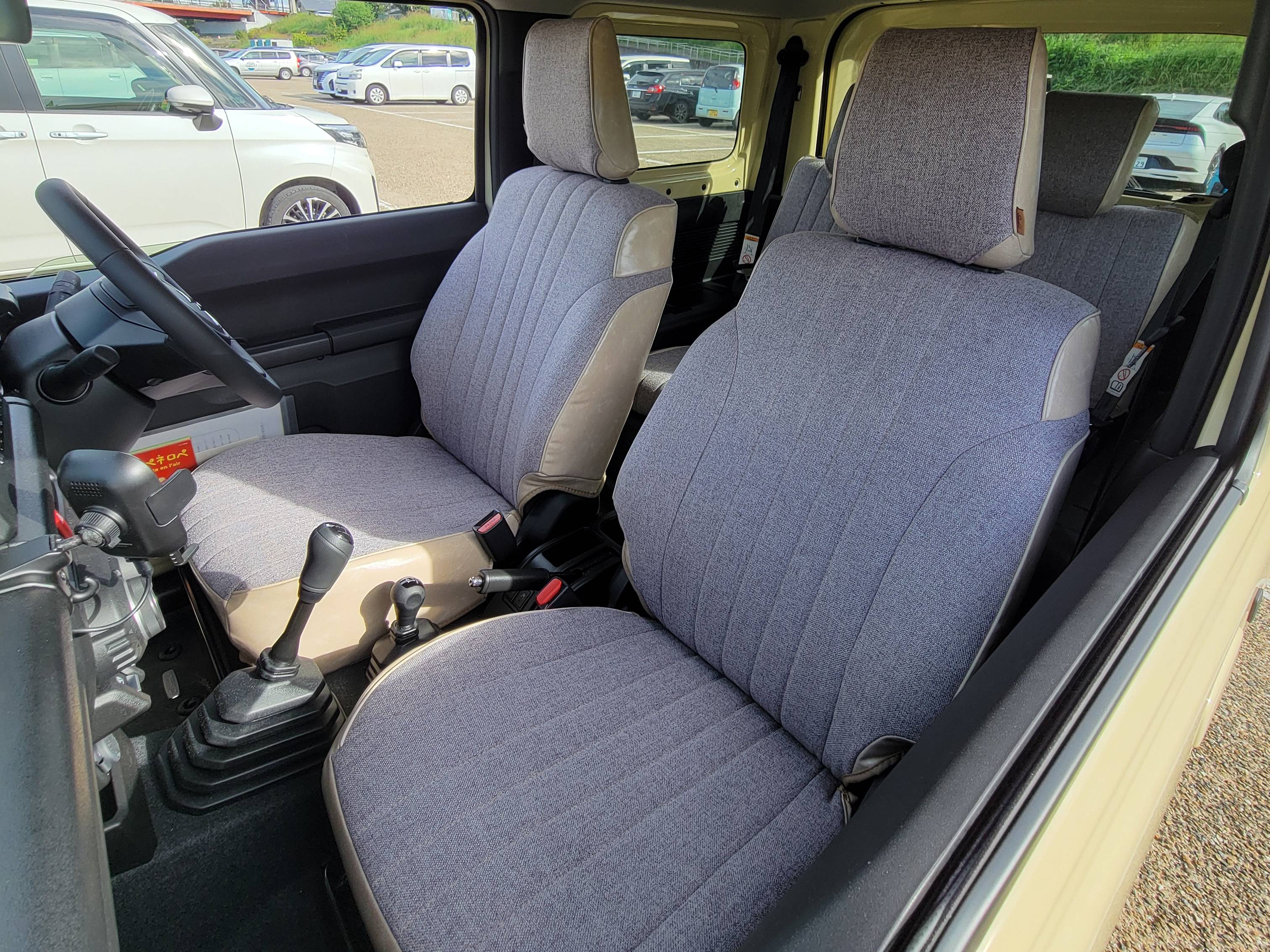 【装着写真】ジムニー Sandiiエクレア シートカバー [品番:S0113-02]