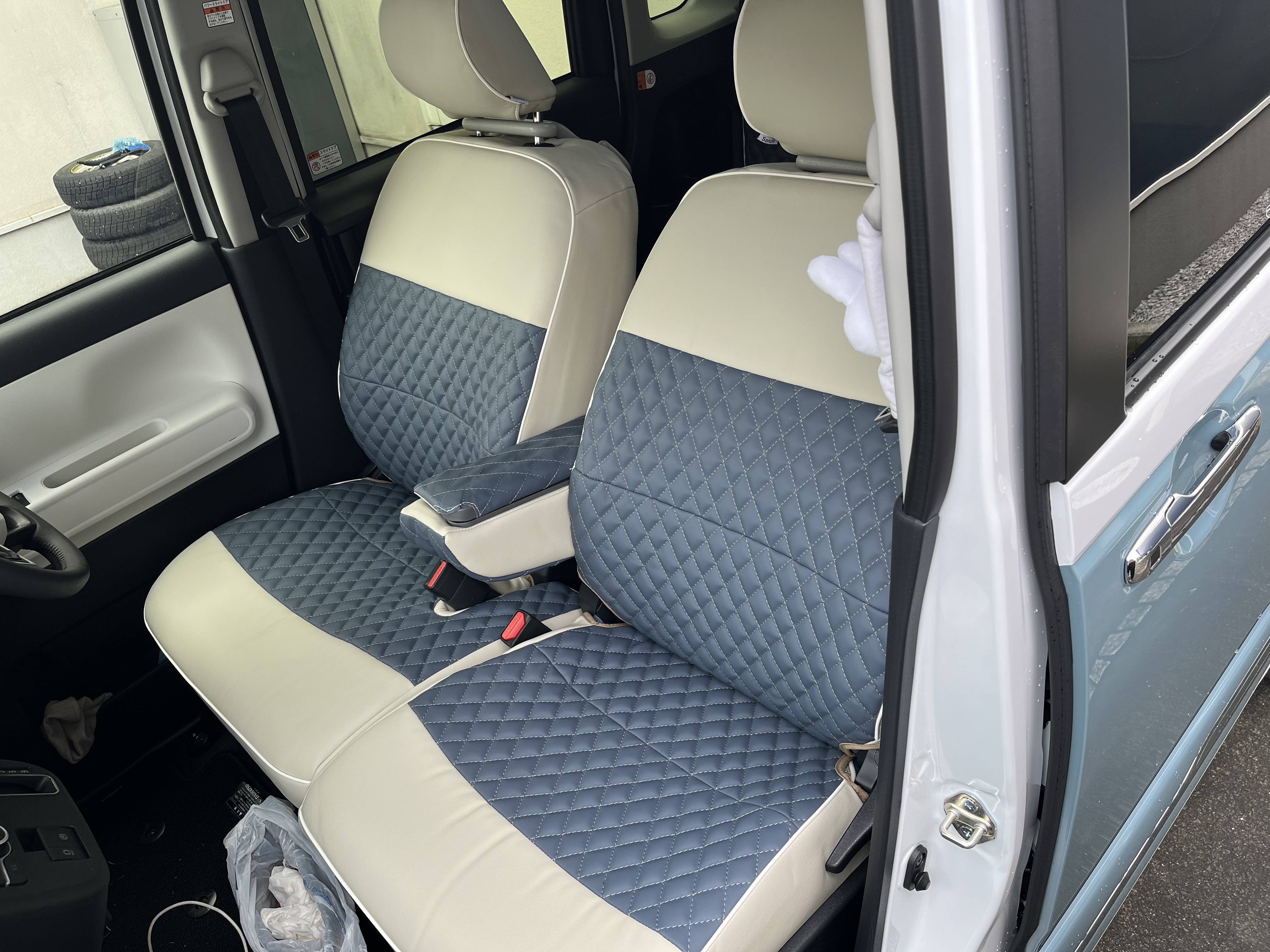 【装着写真】ムーブキャンバス Sandiiワッフル シートカバー [品番:D0488-02]