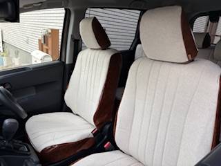 【装着写真】シエンタ3列 Sandiiエクレア シートカバー [品番:T0022-11]