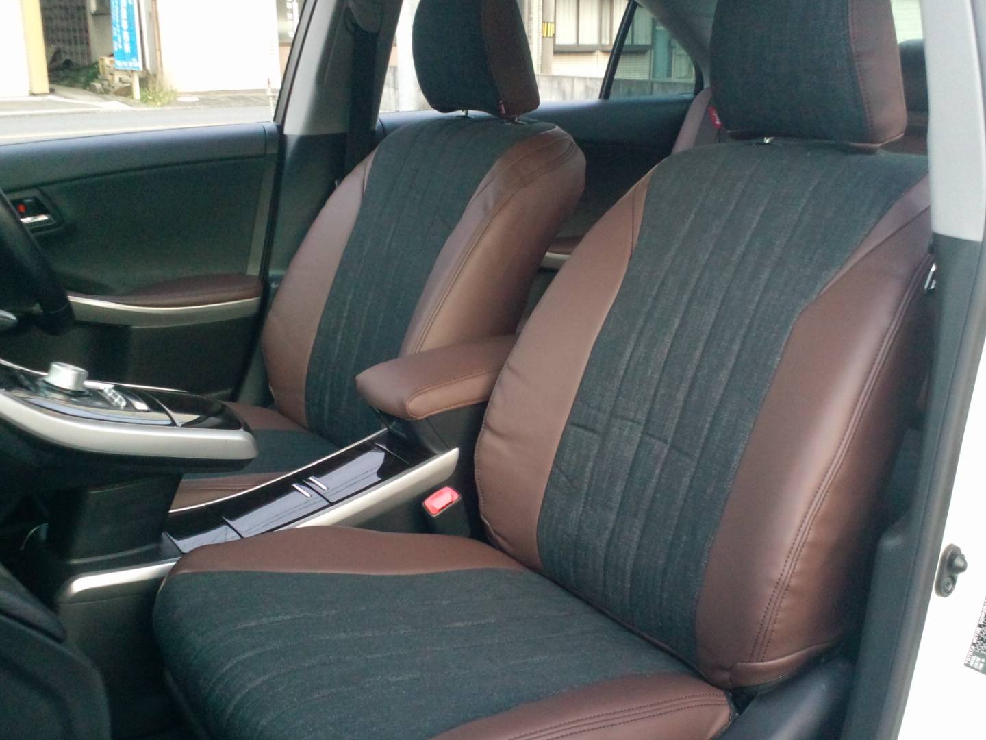 【装着写真】SAI Sandiiデニムサンド シートカバー [品番:T0021-02]