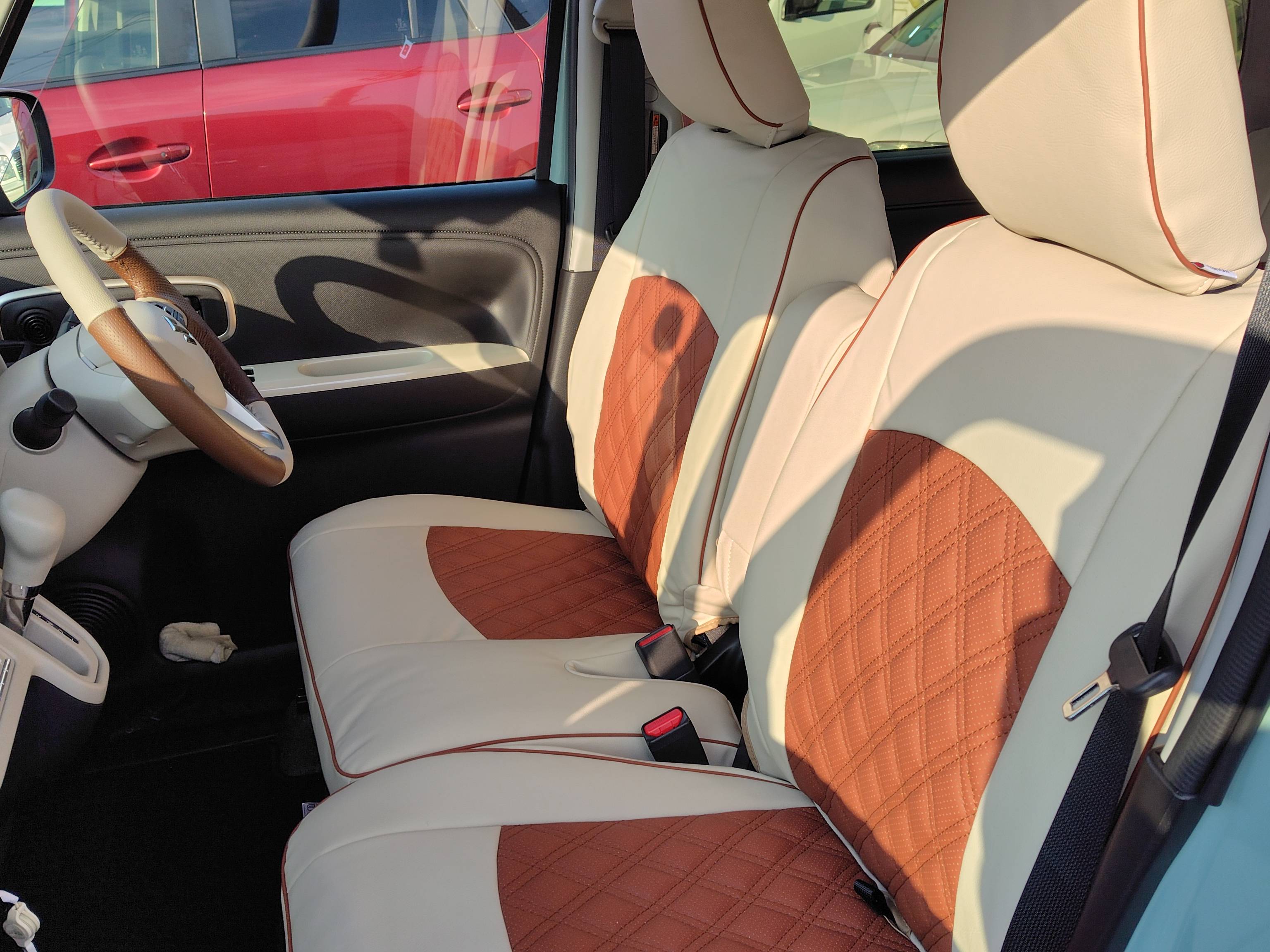 【装着写真】ワゴンRスマイル Sandiiドルチェ シートカバー [品番:S0561-03]