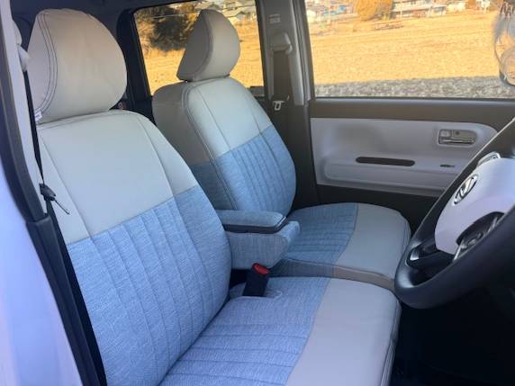 【装着写真】ムーブキャンバス　 Sandiiビスキュイ シートカバー [品番:D0488-02]