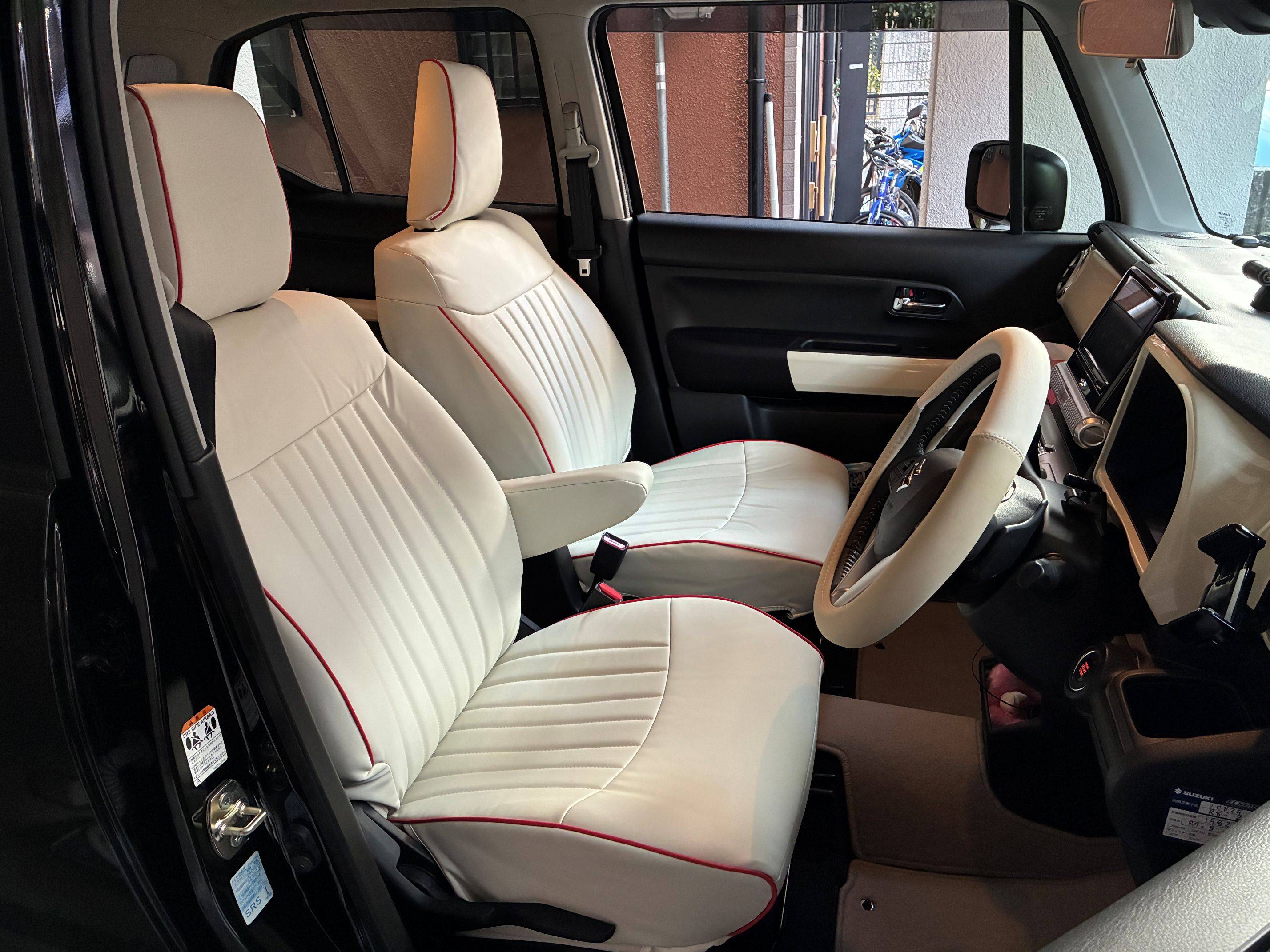 【装着写真】クロスビー Sandiiマカロン シートカバー [品番:S0493-01]