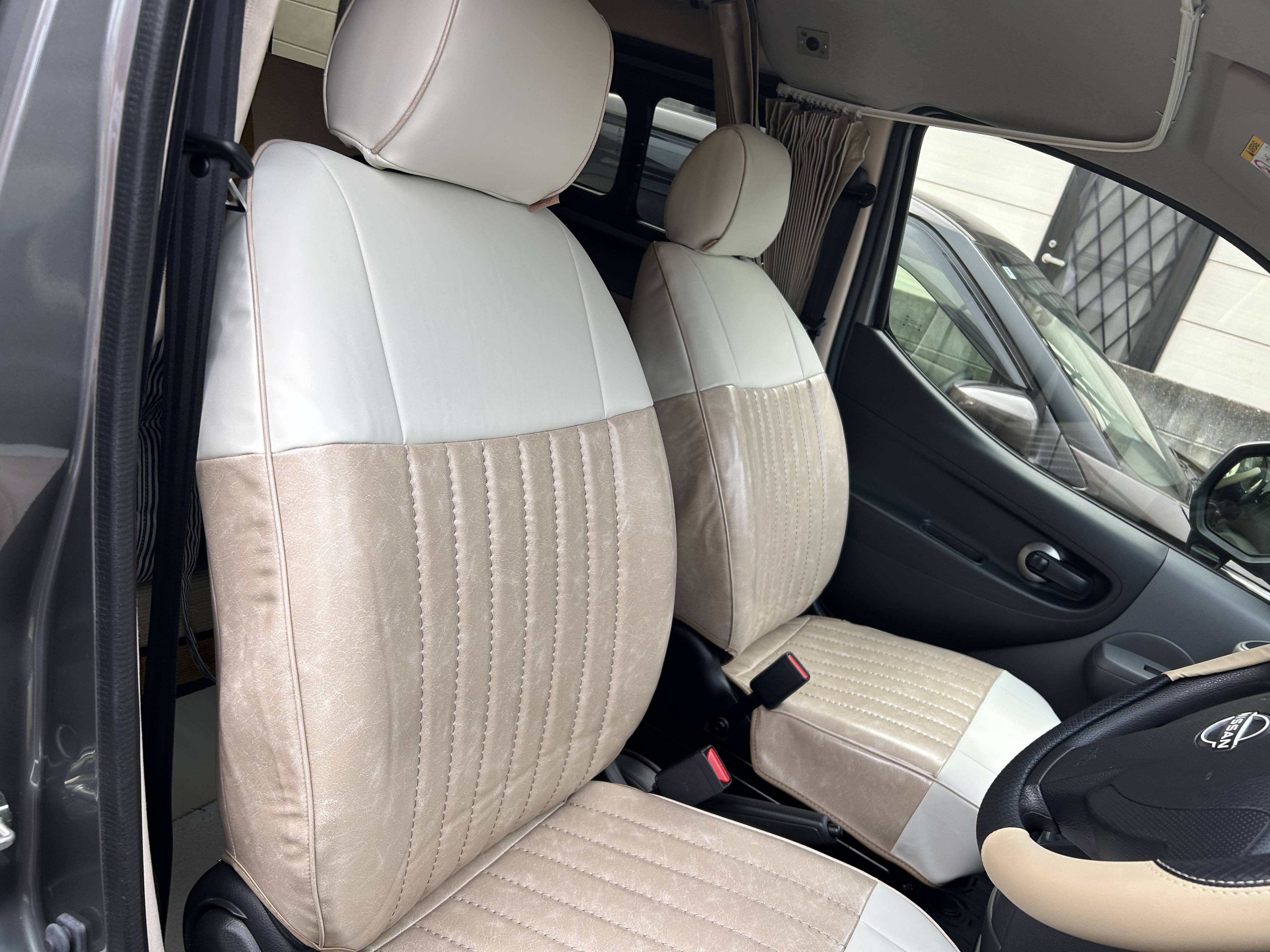 【装着写真】NV200バネットバン Sandiiカヌレグラッセ シートカバー [品番:N0567-03]