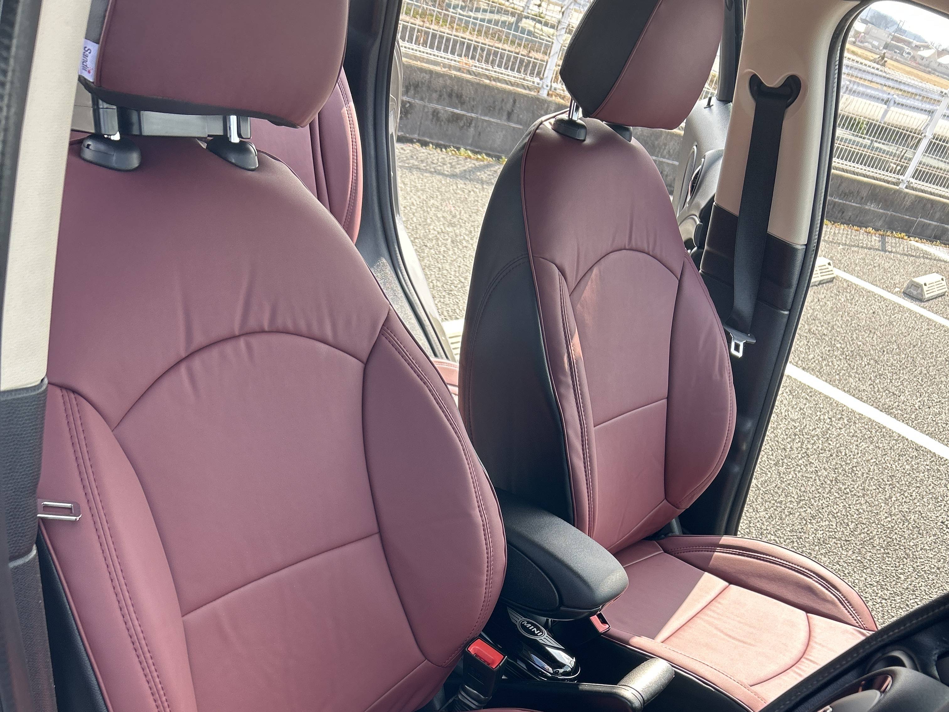 【装着写真】MINI CROSSOVER Sandiiコロール シートカバー [品番:BM0555-03]