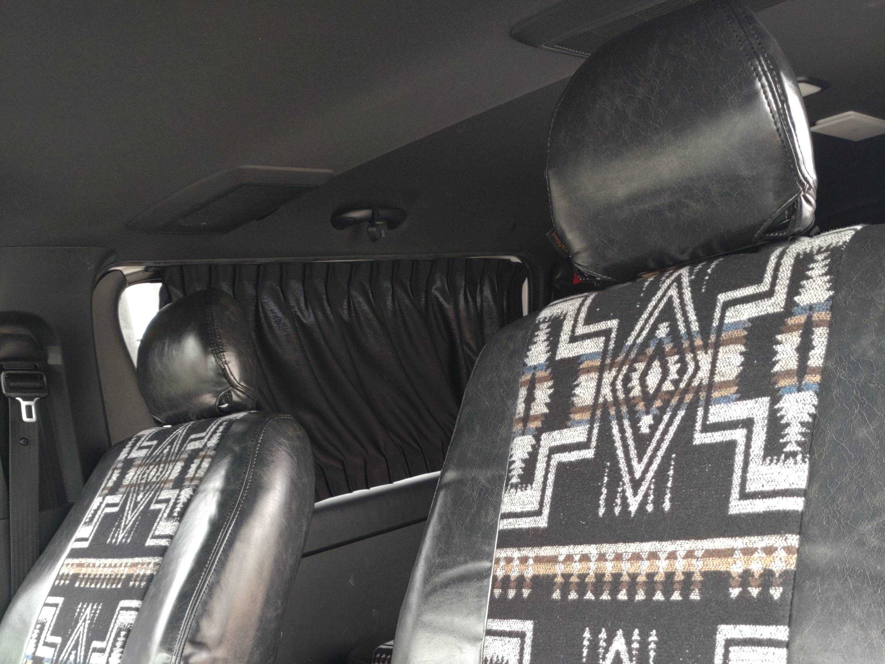 【装着写真】ハイエースバン Sandiiカチナ シートカバー [品番:T0026-06]